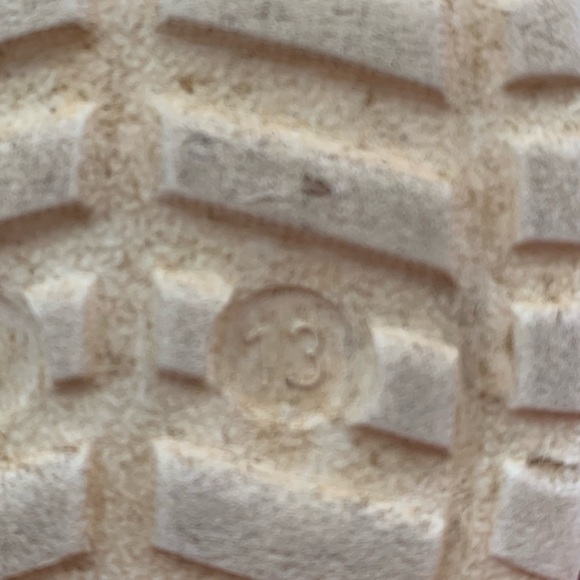 Kids’ Classic Lined Clog White Fuzzy Crocs Size C13 - Picture 8 of 9